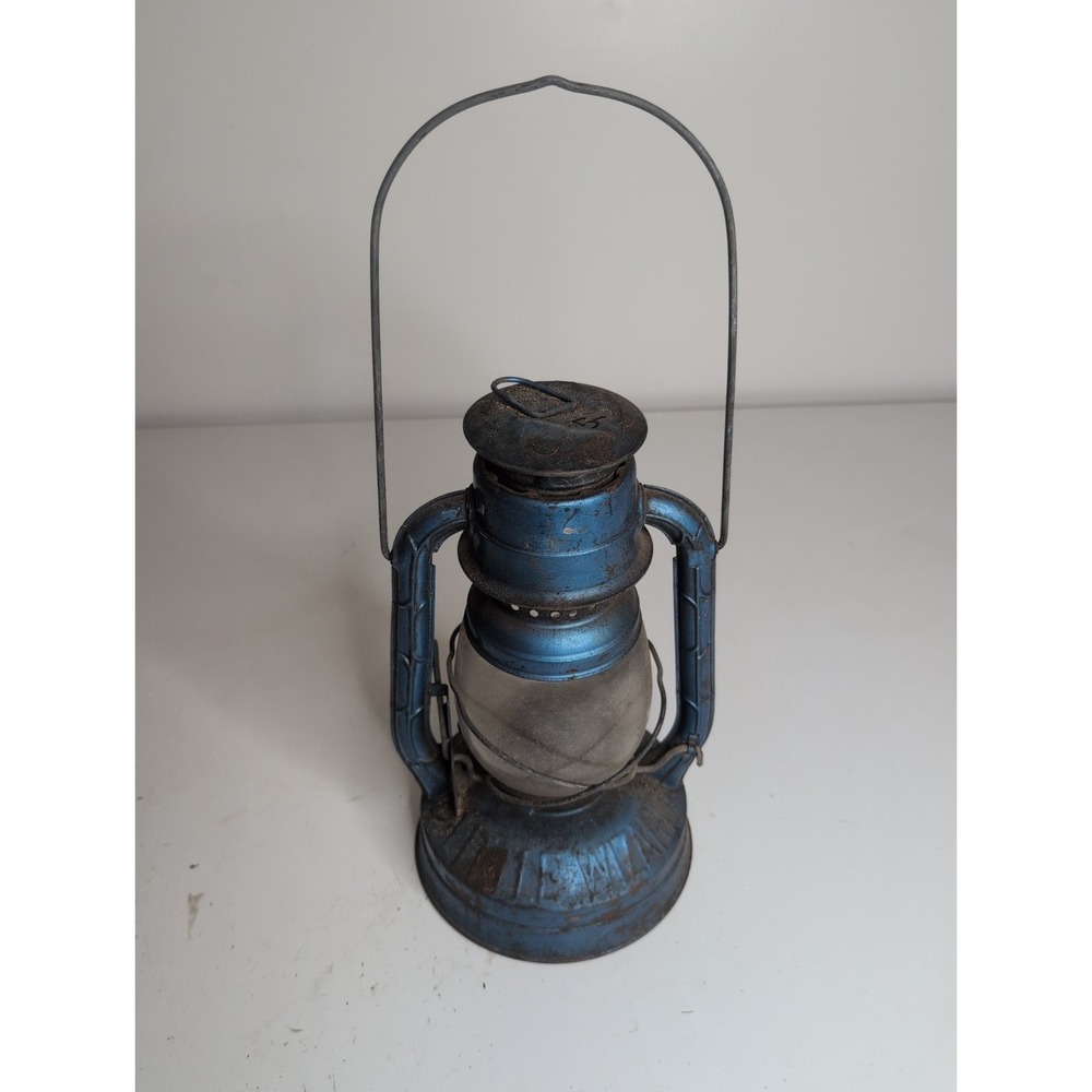 Vintage Dietz Little Wizard Kerosene Railroad Lantern Black With Clear Globe USA